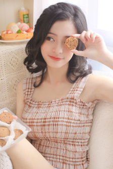 春色无边女儿国